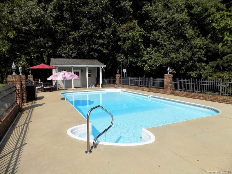 4419 Burton Ln, Denver, NC 28037