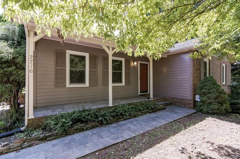 2716 Boulder Ln, Charlotte, NC 28269