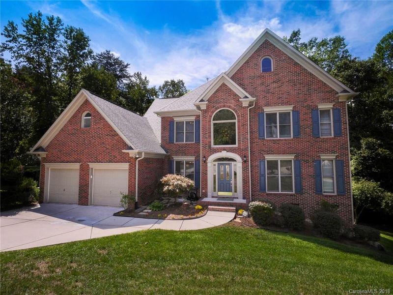 8004 Alba Ct, Charlotte, NC 28269