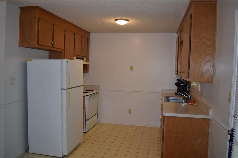 5480 Twelve Oak Ln, Conover, NC 28613