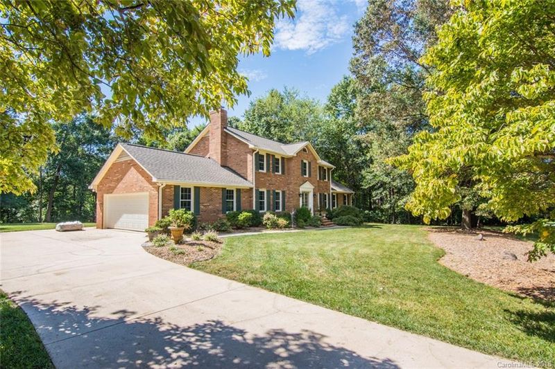 1319 Bennington Dr NW, Concord, NC 28027
