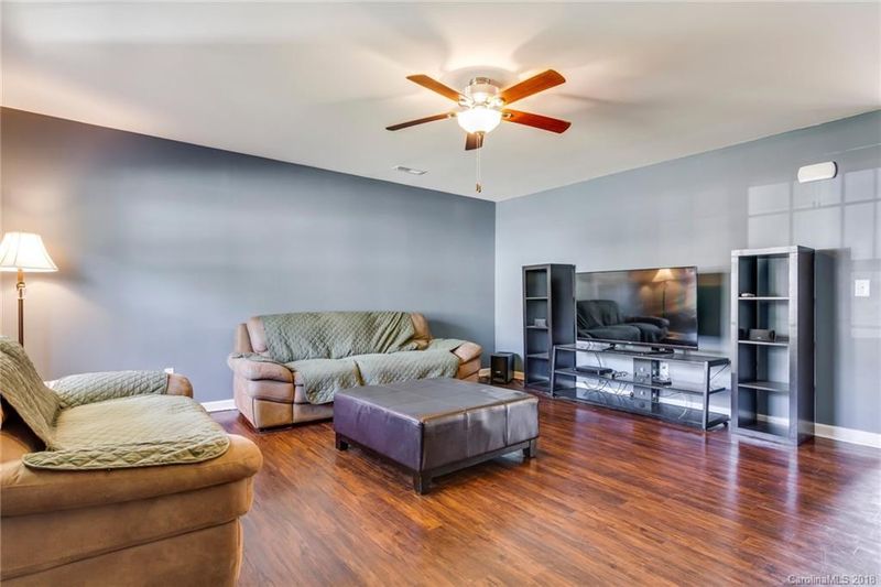 121 Oliver St, York, SC 29745