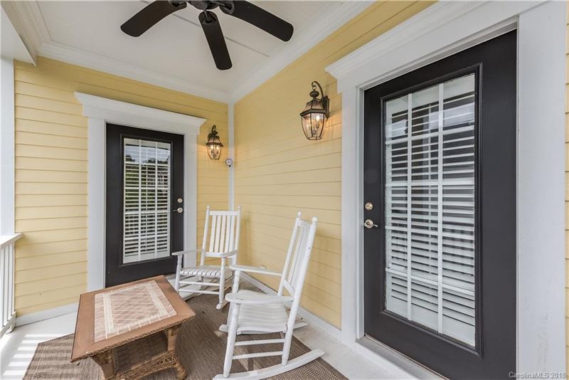 194 Clemens Pl, Davidson, NC 28036
