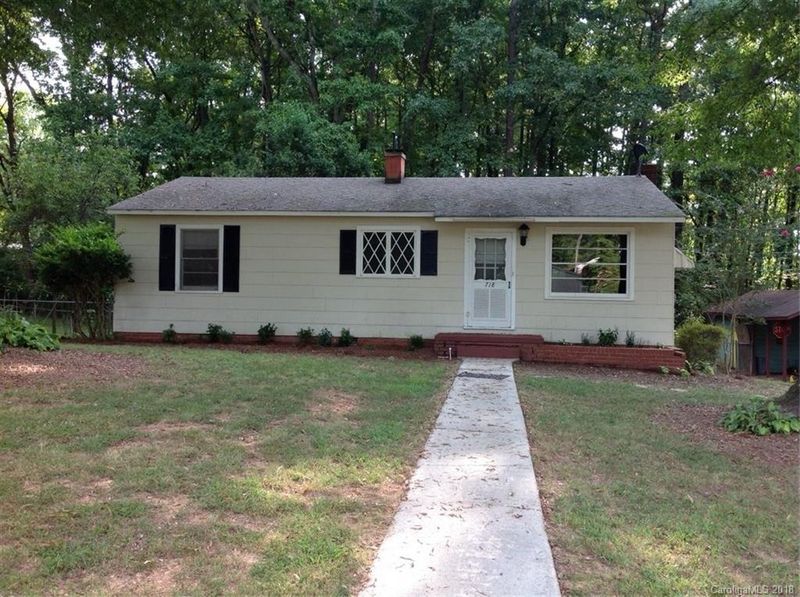 718 Keever Ave, Kannapolis, NC 28083