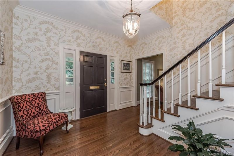 4100 Foxcroft Rd, Charlotte, NC 28211