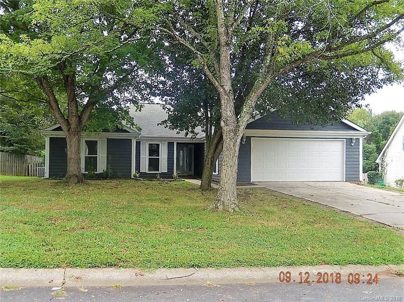 12525 Walkers Down Ct, Charlotte, NC 28273