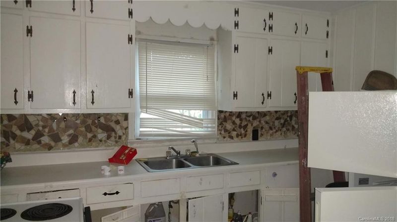 2112 India Hook Rd, Rock Hill, SC 29732