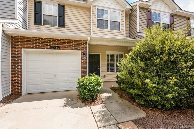 15469 Tully House Ct, Charlotte, NC 28277