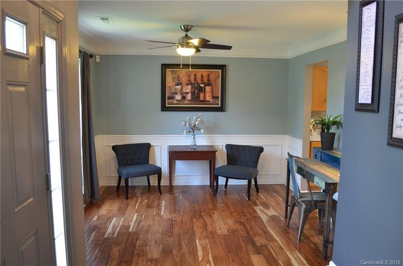 137 Canopy Ct, Mooresville, NC 28115