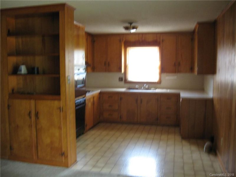 1828 Burt Ave, Gastonia, NC 28054