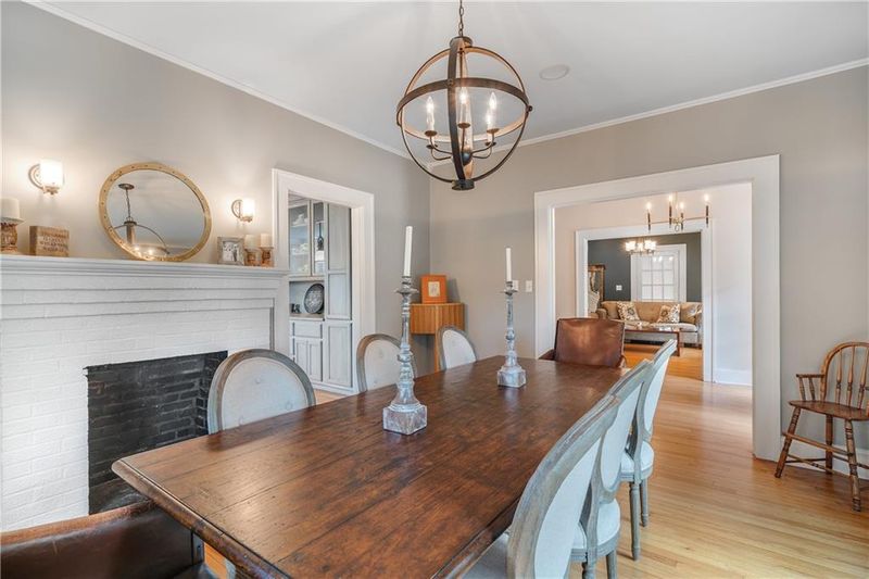 624 3rd Ave NW, Hickory, NC 28601