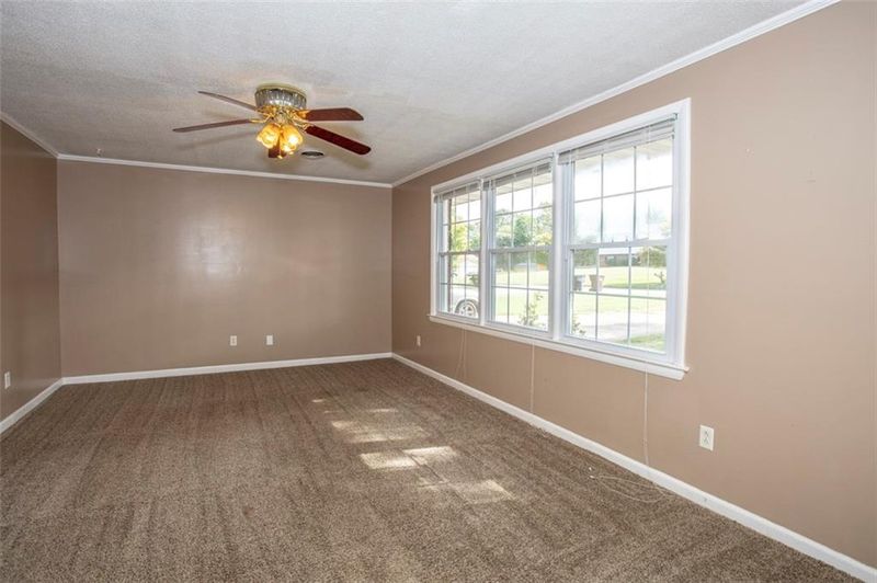 2415 23rd St NE, Hickory, NC 28601