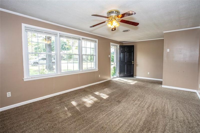 2415 23rd St NE, Hickory, NC 28601