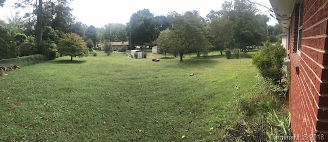 3900 Atlas Dr, Charlotte, NC 28269