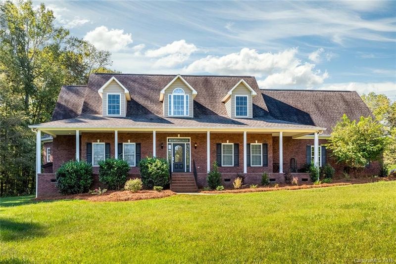 497 Boyd Rd, Clover, SC 29710