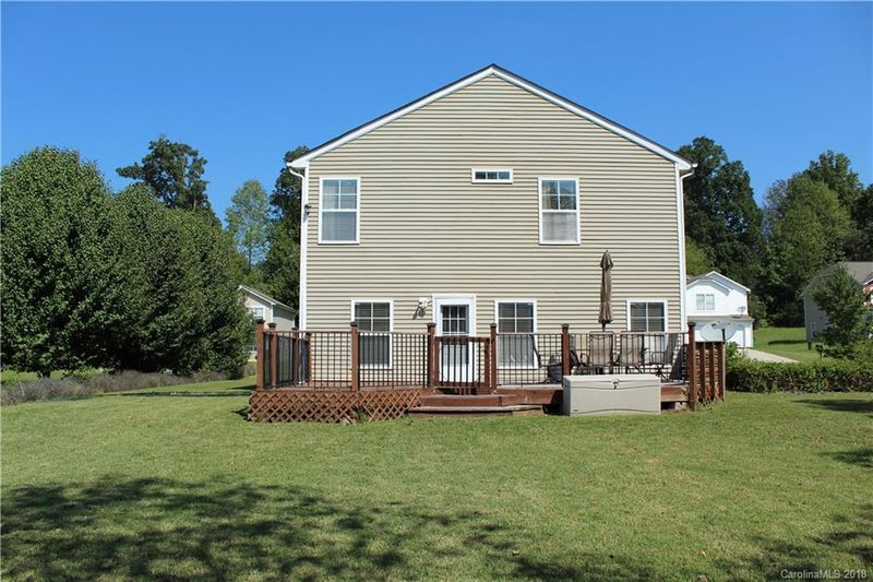 1733 Carmenet Ln, Charlotte, NC 28214