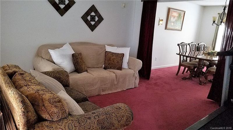 9732 Baxter Caldwell Dr, Charlotte, NC 28213
