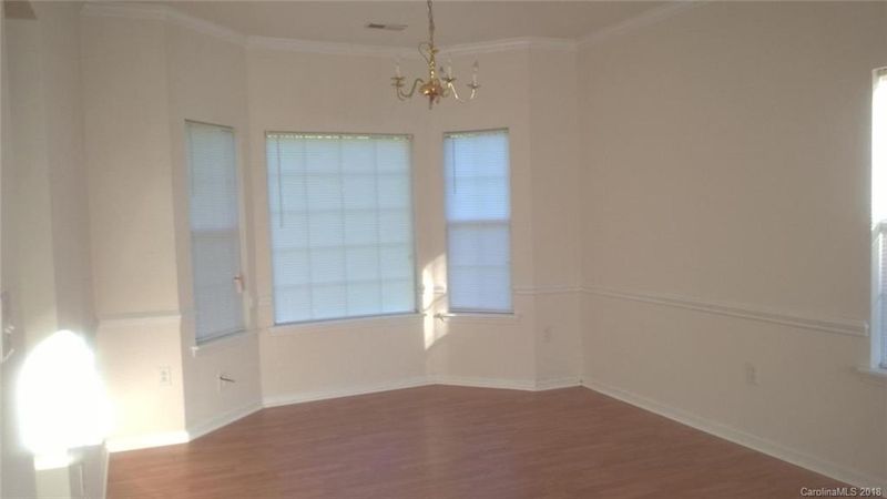 5305 Chalcroft Ct, Charlotte, NC 28227