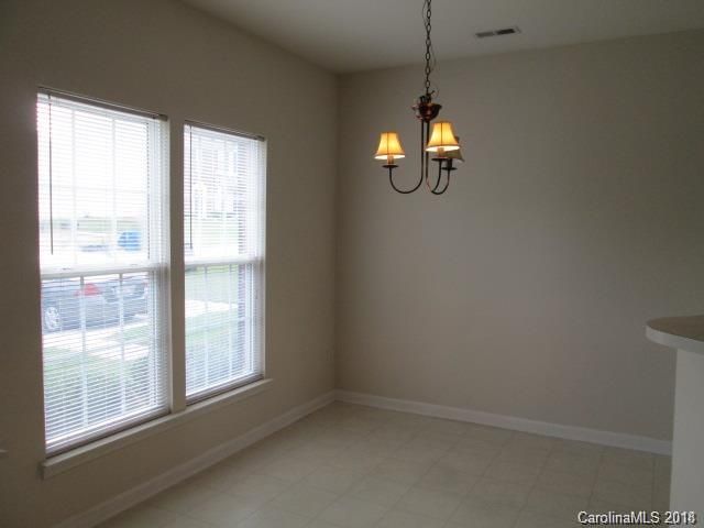 5355 Jocelyn Ln, Charlotte, NC 28269
