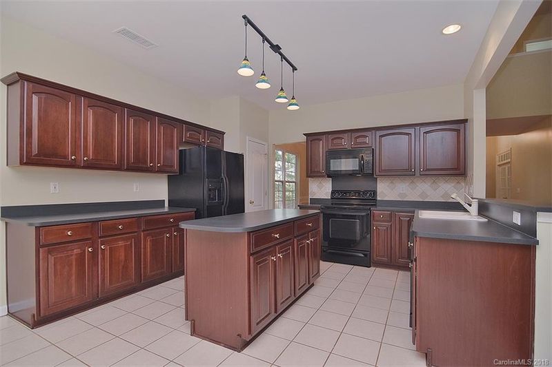 7150 Forrest Rader Dr, Mint Hill, NC 28227