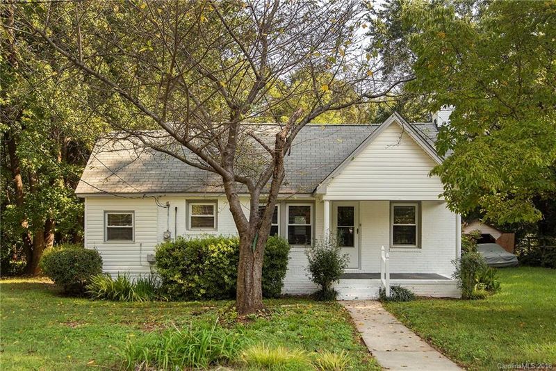 2306 Ellen Ave, Charlotte, NC 28208