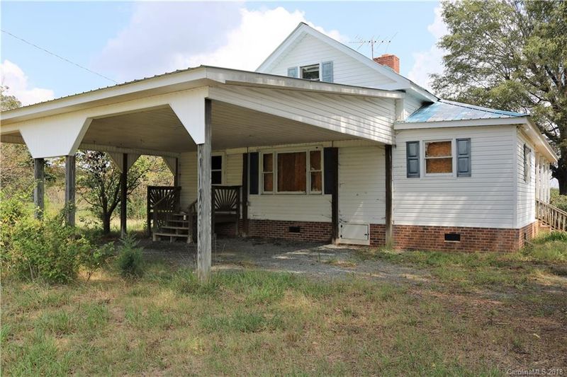930 Landsford Rd, Marshville, NC 28103
