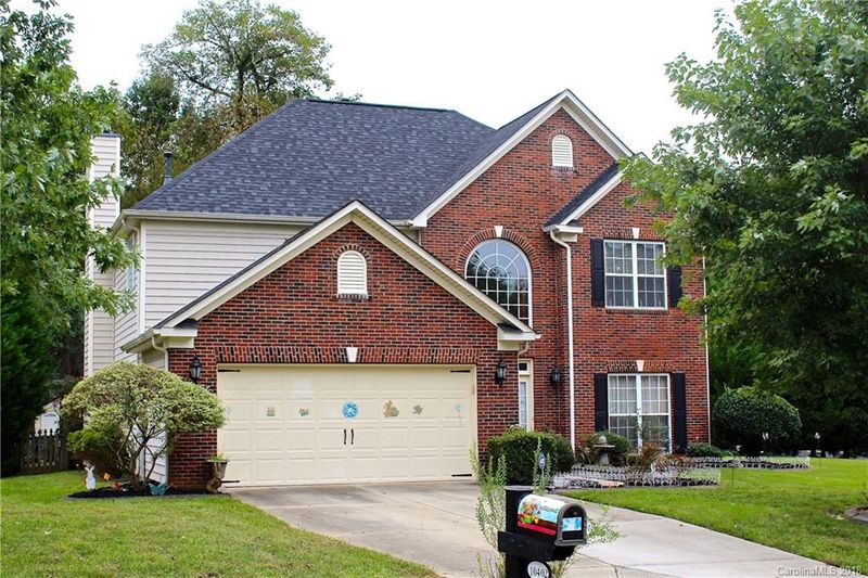 10402 Partridgeberry Dr, Charlotte, NC 28213