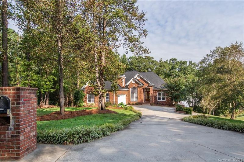 8179 Tranquil Harbor Ln, Denver, NC 28037