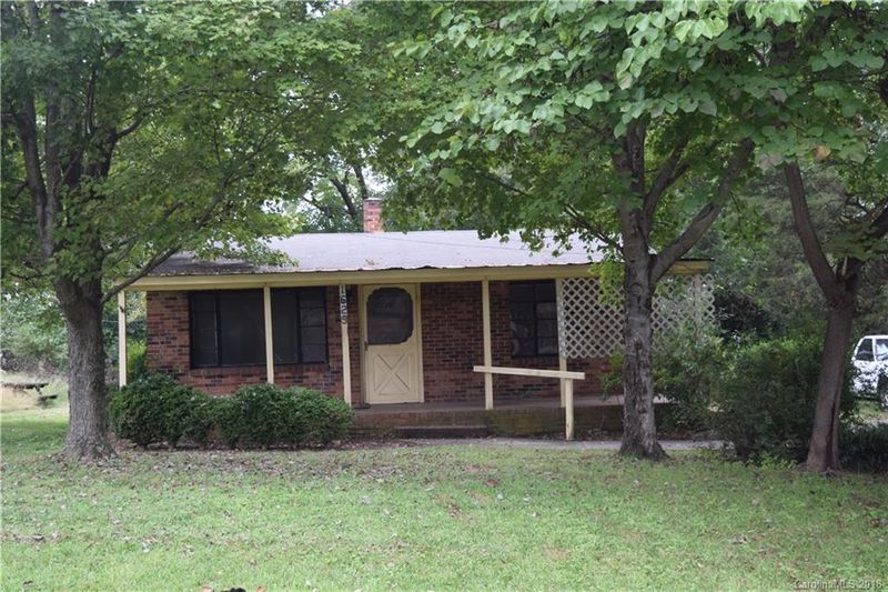 1629 Lawing Rd, Charlotte, NC 28216
