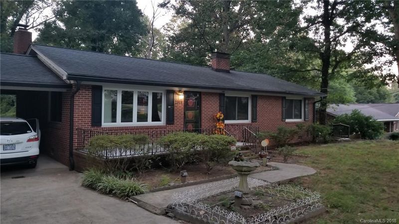 2304 Azalea Dr, Gastonia, NC 28054