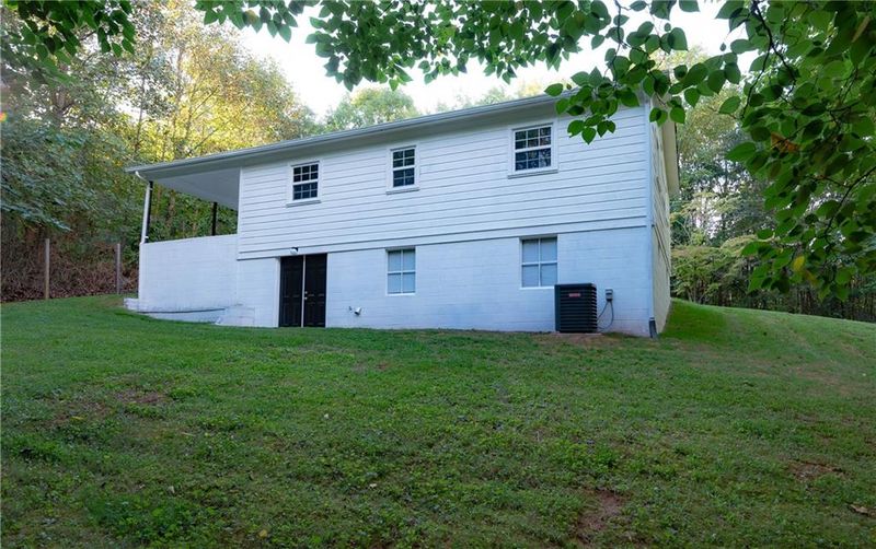 1364 8th Ave, Hickory, NC 28602