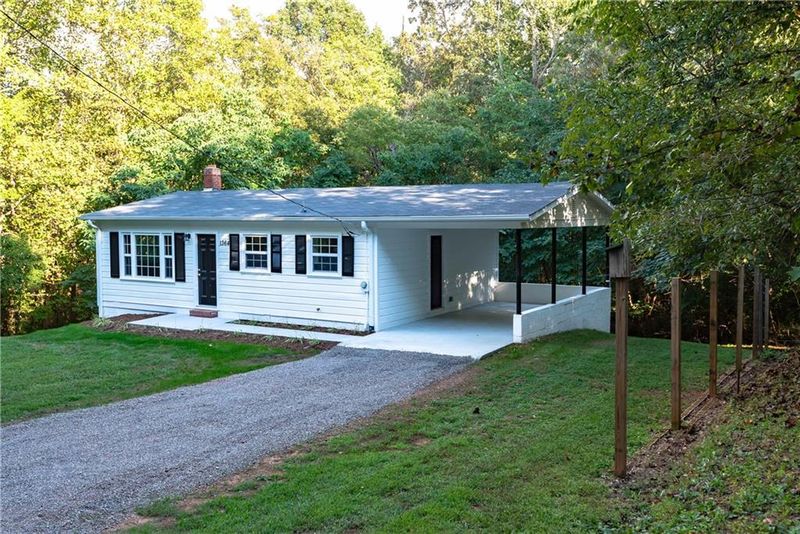 1364 8th Ave, Hickory, NC 28602