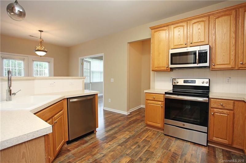 1105 Woodwinds Dr, Wesley Chapel, NC 28173