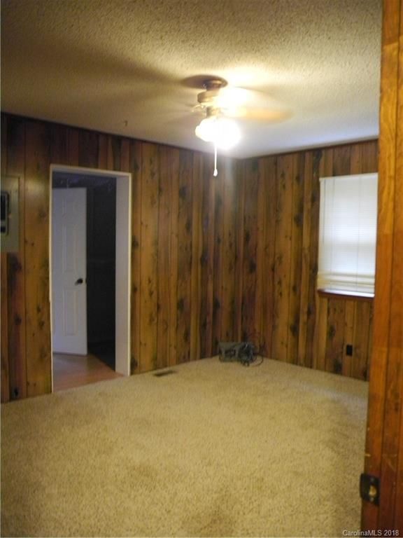 6216 Vine Ave, Kannapolis, NC 28081