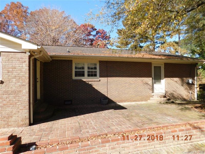 346 Saint Joseph St, Kannapolis, NC 28083