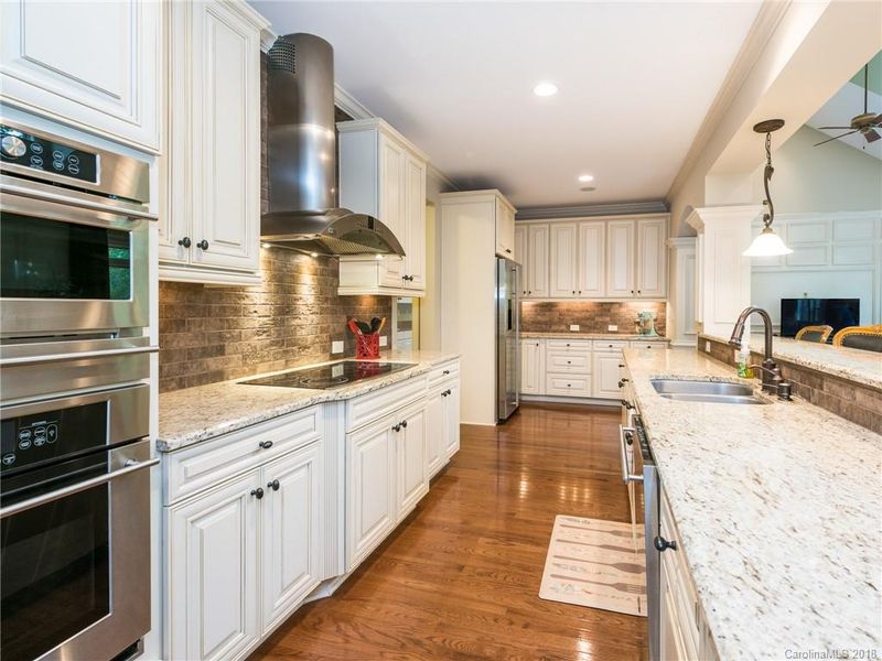 9314 Scorpio Ln, Mint Hill, NC 28227