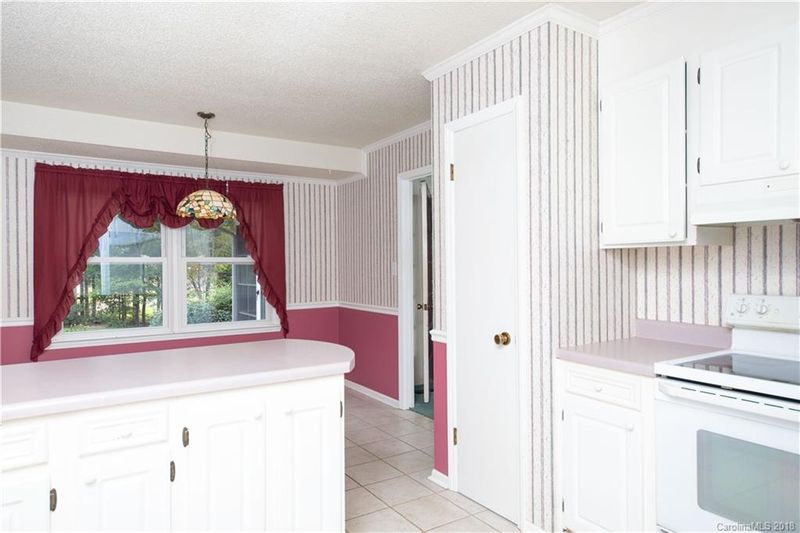 1878 Berrywood Ln, Clover, SC 29710