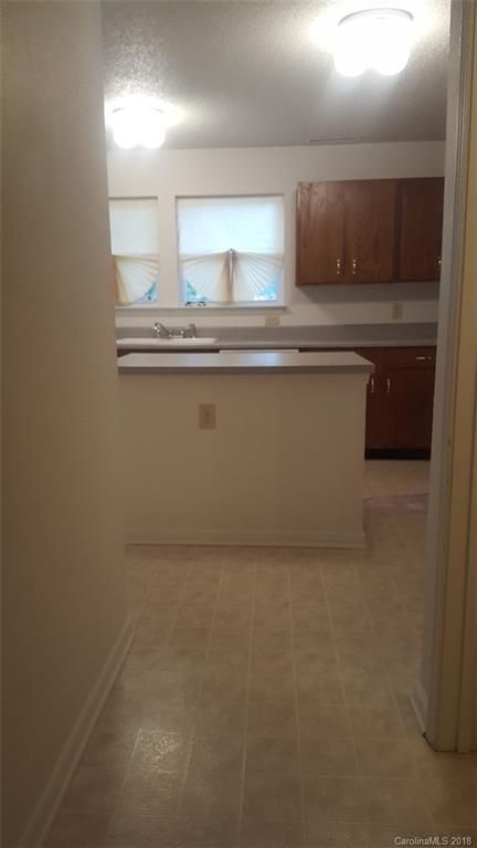 805 Littleton Dr, Concord, NC 28025