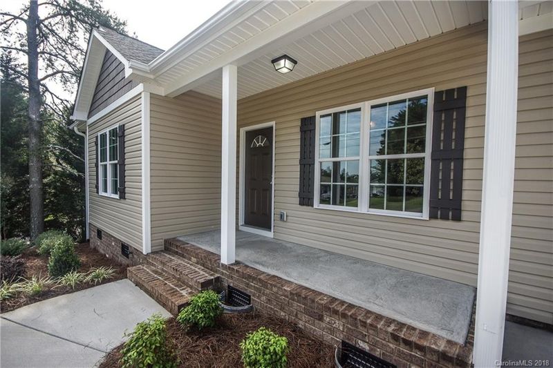 8110 Wood St, Mount Pleasant, NC 28124