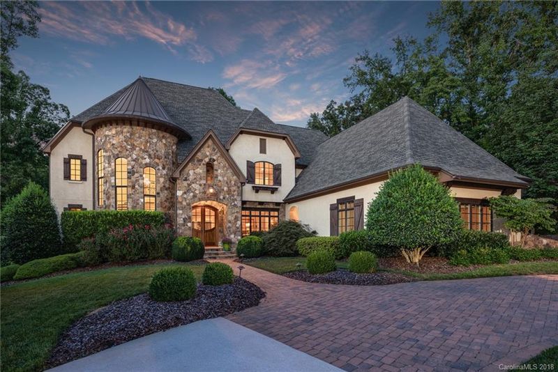 7005 Willow Trace Ln, Weddington, NC 28104