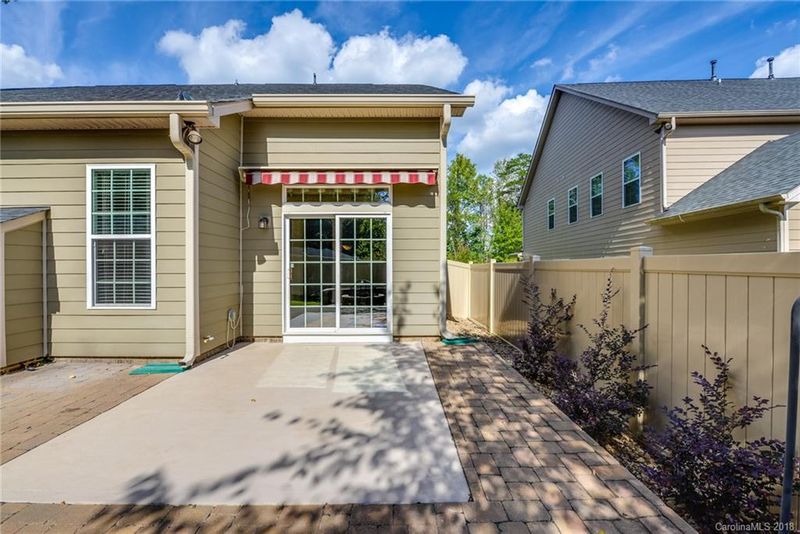 10524 Vanguard Pw, Huntersville, NC 28078