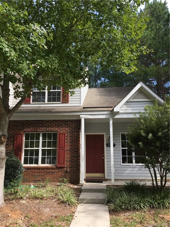 6827 Juniper Tree St, Charlotte, NC 28215