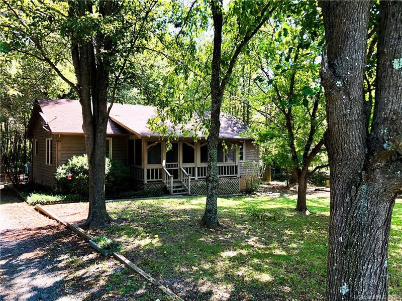 15219 Pawnee Trl, Matthews, NC 28104