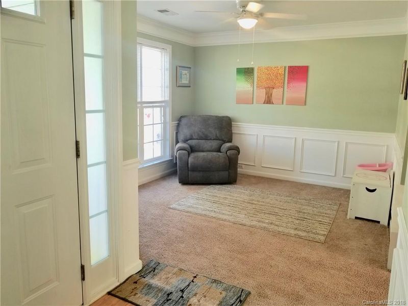11508 Fox Hill Dr, Charlotte, NC 28269