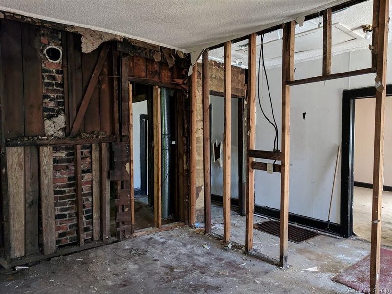 302 Pryor St, Gastonia, NC 28052
