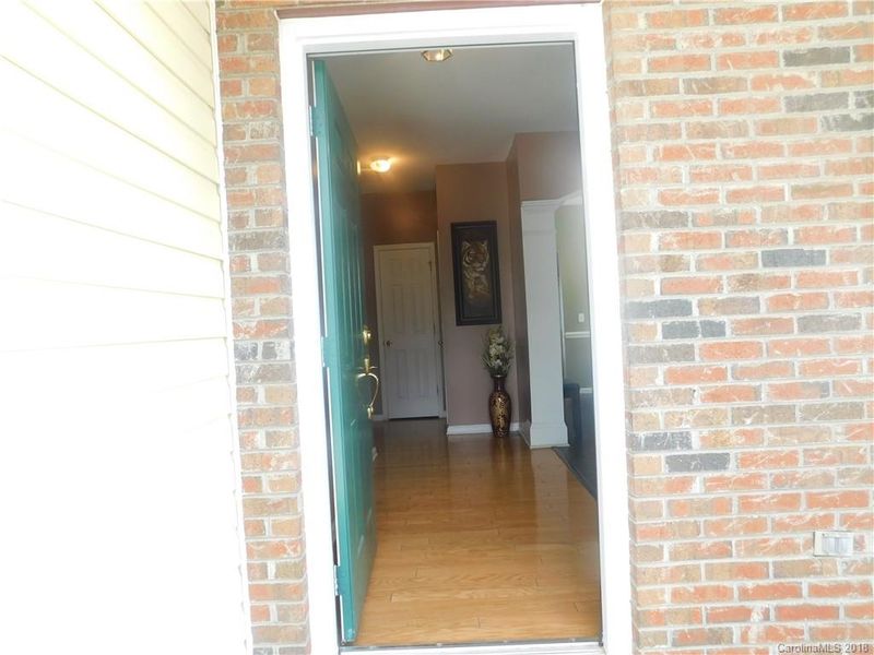 2012 Southwind Dr, Charlotte, NC 28216