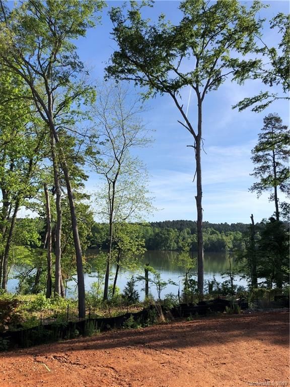 520 Ernst Point #31, Mount Holly, NC 28120
