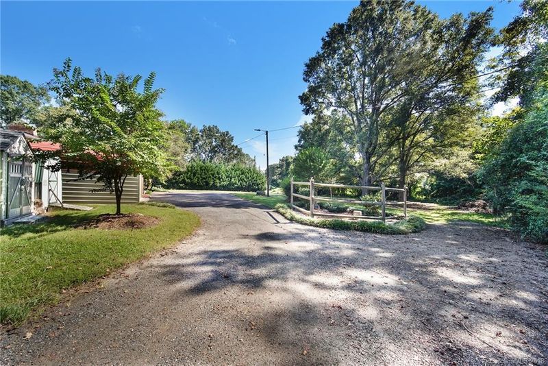 1000 Moose Rd, Kannapolis, NC 28083