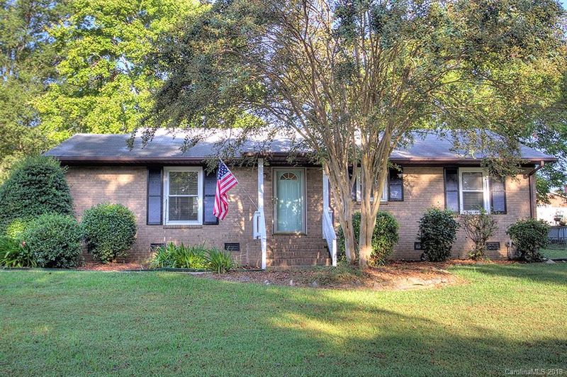 114 Marine Dr, Pineville, NC 28134