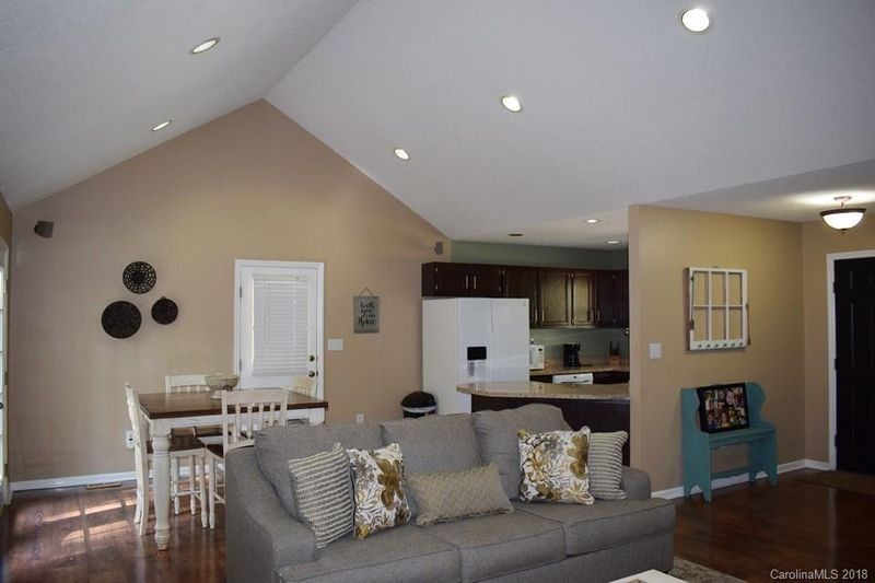 2270 Ellison Cir, Lancaster, SC 29720